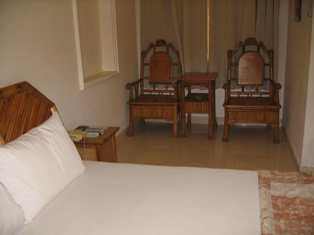 Thien Tue Hotel Hô Chi Minh-Ville Extérieur photo